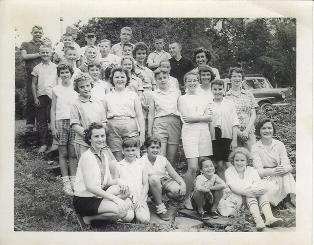 Mrs. Cassidys 6th grade glass picture (Echols Elementry) at Creekmore Park 1960 